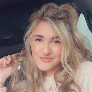 Meet your Posher, Maddi